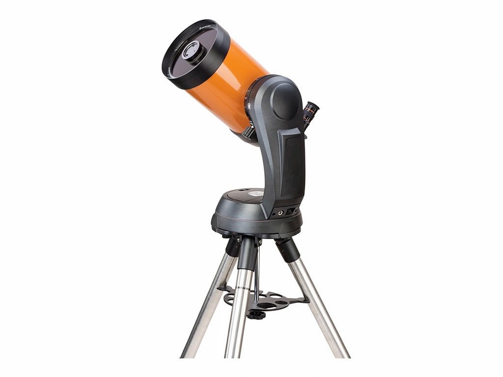 Celestron NexStar 6 SE mit Gabelmontierung und Stativ